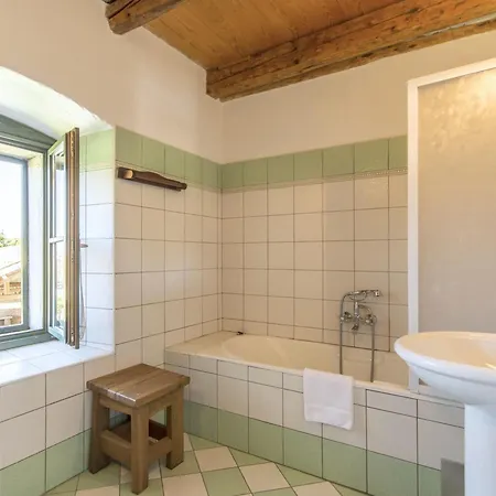 Villa Istrian Countryside Retreat