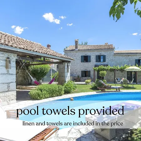 Villa Istrian Countryside Retreat *